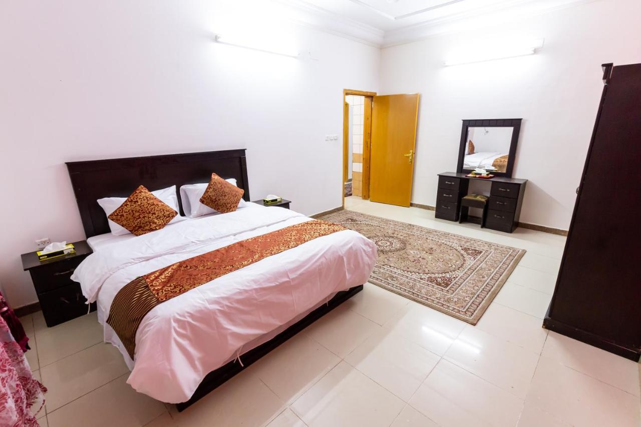 العييري للوحدات السكنية المفروشة الباحة 2 Al Bahah Exterior photo