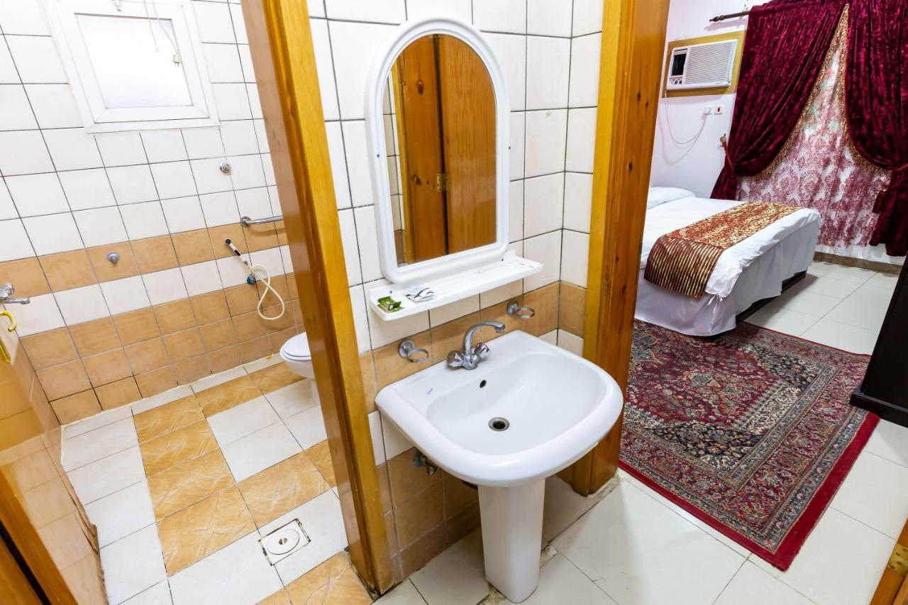 العييري للوحدات السكنية المفروشة الباحة 2 Al Bahah Exterior photo