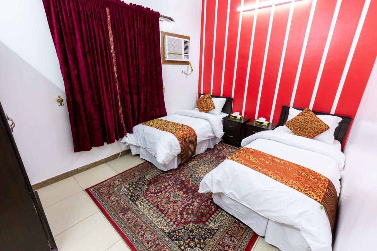 العييري للوحدات السكنية المفروشة الباحة 2 Al Bahah Exterior photo